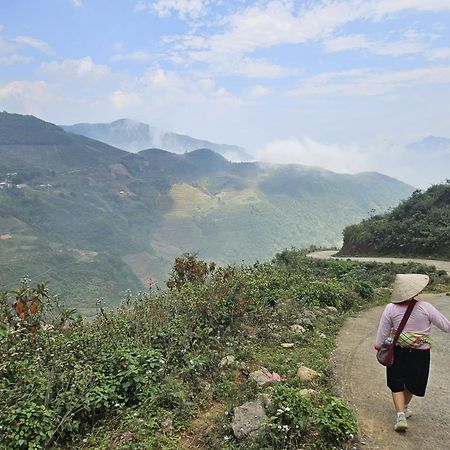 Sue Pa Family Trekking Homestay Sapa Exterior photo